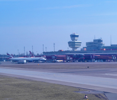 Tower amf Flughafen Berlin Tegel